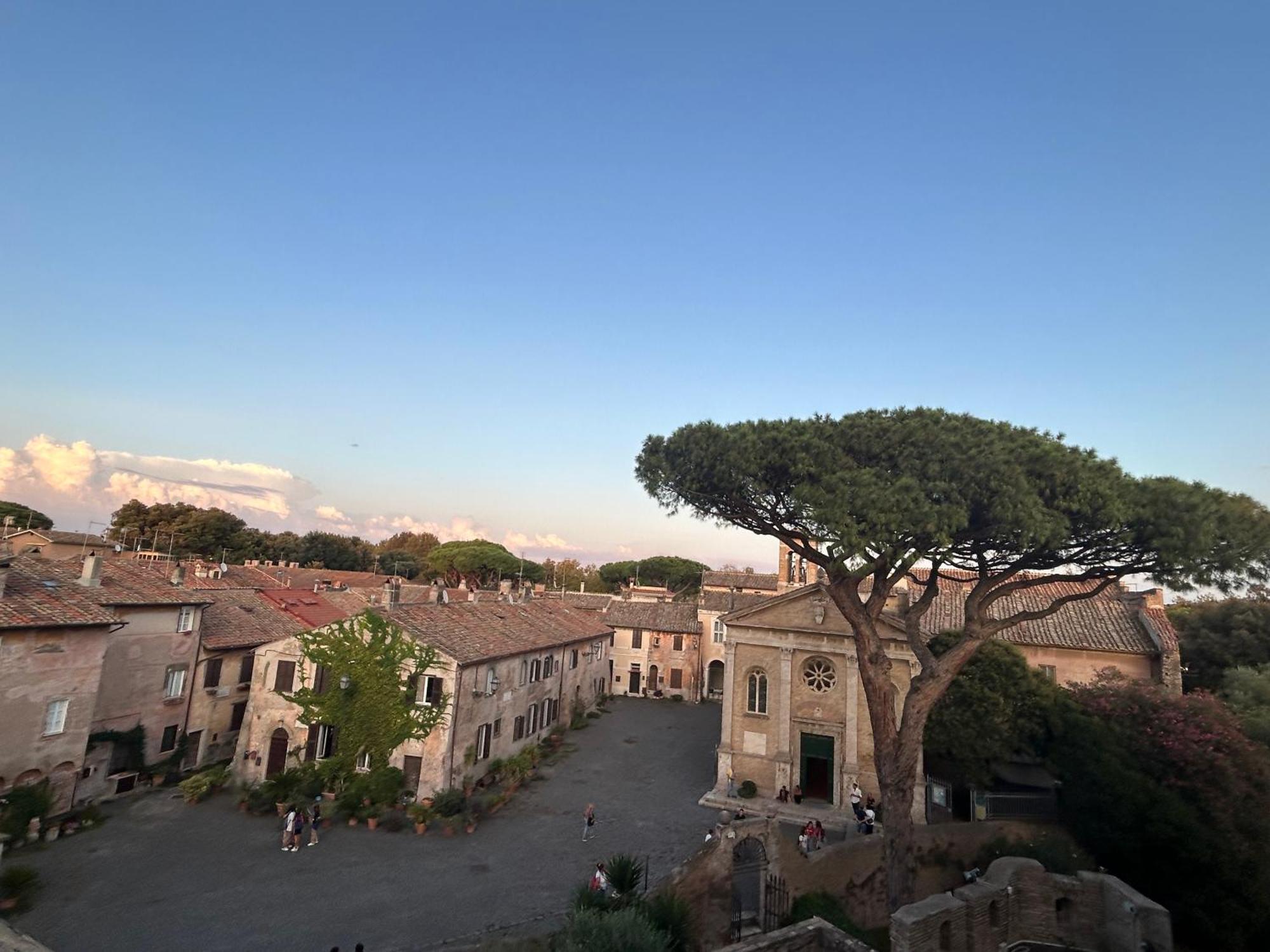 Apartmán La Casa Di Elia E Italo Ostia Antica Exteriér fotografie